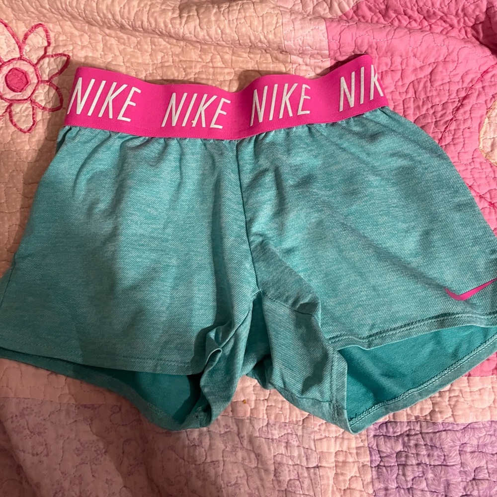 nike shorts